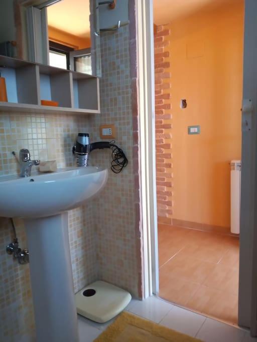 Loft Sotto Il Vulcano, Con Posto Auto Privato Zafferana Etnea Buitenkant foto